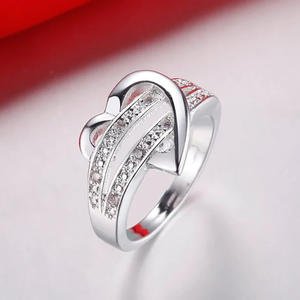 Anello a Forma di Cuore Q777 per Donna, con Zirconia Cubica e Incastonatura Pavé, Anello di Fidanzamento alla Moda - Product Image 2