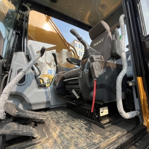 Excavadora de orugas Sany SY215C-9 usada de 21.5 toneladas de China con motor Yanmar, cucharón de 4m y estabilidad hidráulica en venta - Product Image 2