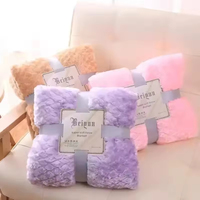 Usine de gros solide couleur personnalisée polaire jeter couverture lisse remise en peluche couverture pour l'hiver