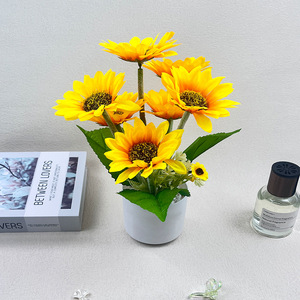 Fleur artificielle en soie Jinhe, tournesol à 7 têtes, pour décoration de mariage et de maison - Product Image 2