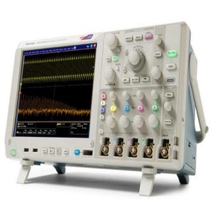 Nuevo Osciloscopio Portátil de Doble Canal de Alta Precisión Rohde & Schwarz RTH1002 con Soporte Multivoltaje y 1 Año de Garantía - Product Image 1