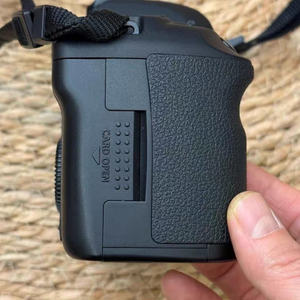 Boîtier d'appareil photo numérique Canon 5D Mark II, boîtier robuste et durable, vidéo Full HD pour photographes professionnels et passionnés - Product Image 4