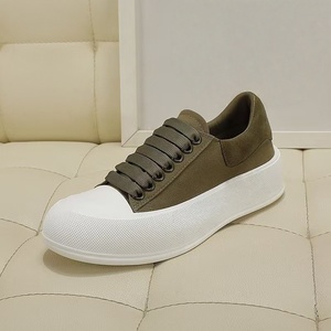 Chaussures de skate montantes à lacets Mc Platform, polyvalentes pour le quotidien, style confortable à enfiler, adaptées aux couples - Product Image 3