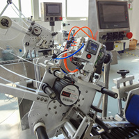 YIMU YM215 étiqueteuse automatique de petits tubes ronds pour flacons et seringues étiqueteuse de tubes à essai unité d'étiquetage d'autocollants horizontaux