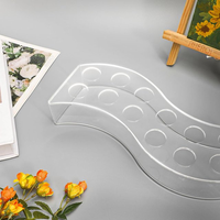 Vente en gros de Vases nordiques de luxe en forme de cristal, pièce centrale Lucite moderne Unique en acrylique livre Vase à fleurs pour mariage