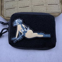 Mili Style PVC caoutchouc tactique moral Badge Patch Sexy fille arme Badge pour Velcro brassard accessoires Stock aimant