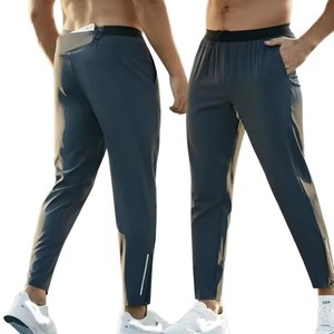 Pantaloni Sportivi da <span class=keywords><strong>Uomo</strong></span> per Allenamento e Fitness con Tasca Posteriore Impermeabile con Cerniera, Personalizzazione OEM Disponibile - Product Image 1