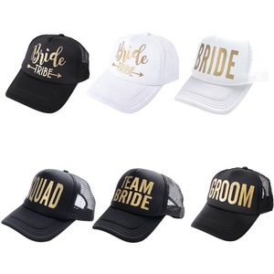 Gorra de béisbol de malla tipo trucker para novia con letras doradas y <span class=keywords><strong>flecha</strong></span>, para boda - Product Image 1