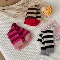 Lot de chaussettes rétro rayées pour femme, tricotées épaisses, confortables, colorées, style Harajuku vintage, chaudes pour l'hiver