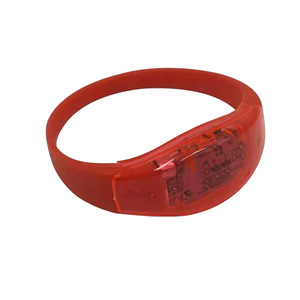 Dành cho người lớn trẻ em tùy chỉnh Silicone Glow in Dark Đảng dây đeo cổ tay bằng giọng nói Lắc kiểm soát chuyển đổi nhấp nháy ánh sáng lên LED Vòng đeo tay - Product Image 4