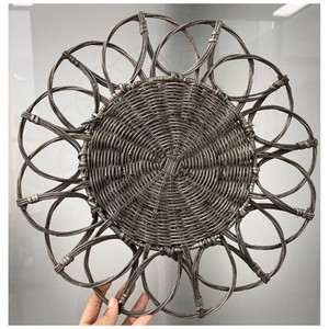 Napperon en gros Fabriqué à la main durable rustique rotin napperon rotin chargeur assiettes écologique rotin rond Vietnam - Product Image 6