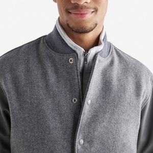 Chaqueta Universitaria de Gamuza Personalizada OEM, Chaqueta Universitaria con Mangas de Cuero para Hombre - Product Image 5