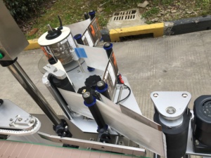 Machine d'étiquetage automatique électrique de haute précision pour bouteilles et canettes, équipement d'étiquetage multi-usages - Product Image 4