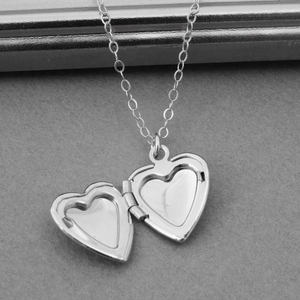 Medallón de corazón <span class=keywords><strong>Collar</strong></span> De <span class=keywords><strong>Moda</strong></span> Medallón abierto <span class=keywords><strong>Collar</strong></span> Cadena de acero inoxidable Medallón <span class=keywords><strong>Collar</strong></span> Corazón - Product Image 4