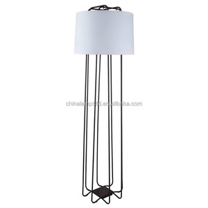 Lámpara de Pie Contemporánea de Hierro Negro con Pantalla de Tela, Gran Lámpara LED para Hotel, Sala de Estar, Dormitorio, Base E26 - Product Image 5