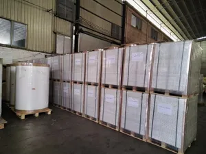 Selbstklebendes Etikett Papier Riesenrollenetikett Hersteller in China wasserdichtes Flexo-Drucketikett Material
