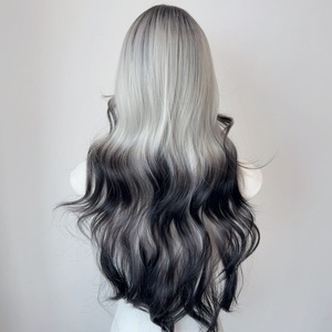 Perruque pour fille, style <span class=keywords><strong>anime</strong></span>, avec mèches dégradées, cheveux longs ondulés, simulation rétro, couvre-tête intégral, fibre haute température 150% - Product Image 4