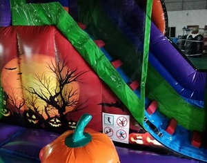 Castillo inflable combinado de Halloween para alquiler comercial en fiestas - Product Image 3