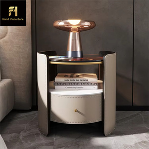 <span class=keywords><strong>Table</strong></span> <span class=keywords><strong>de</strong></span> <span class=keywords><strong>chevet</strong></span> en bois post-moderne créative, style nordique minimaliste, avec un seul tiroir et des éléments métalliques - Product Image 1