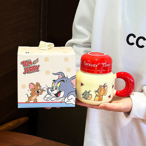 Taza de Cerámica de Tom y Jerry con Tapa y Asa, Diseño de Dibujos Animados Rojo, Regalo para Niños y Niñas, Primavera 2025 - Product Image 5
