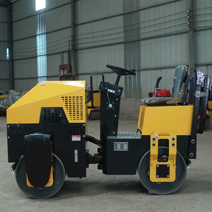 Rouleau compacteur vibrant à double tambour LianDian 800 places, refroidi par air, 8,5 kW, avec pompe à engrenages haute efficacité, monté sur camion - Product Image 1