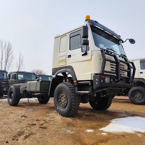 Sinotruk HOWO 4X4 Diésel Nuevo Vehículo de Transporte de Tropas con Volante a la Izquierda HW76 Cabina Individual con Cama Camión de Carga Mediano Tipo Volquete - Product Image 5