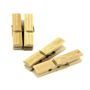 Promozione logo personalizzato pioli in legno in un cesto mollette in bambù