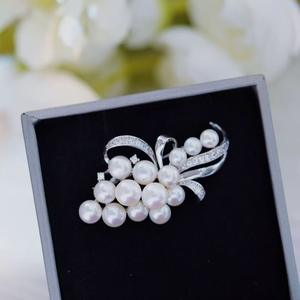 เข็มกลัดรูปดอกไม้ริบบิ้นสามมิติประดับเพชรเต็มแบบเกาหลี ขนาดใหญ่ สำหรับเสื้อสเวตเตอร์-ขายส่ง - Product Image 3