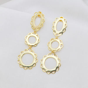 Pendientes Elegantes de Plata de Ley Chapados en Oro de 18k de Alta Calidad para Bodas, Compromisos, Aniversarios y Fiestas - Product Image 3