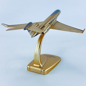 Modèle d'avion en alliage métallique moulé sous pression Gulfstream G650 de 16 cm, doré, pour exposition, fourni directement par l'usine - Product Image 2