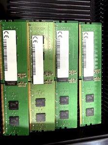 Memoria de Servidor HORNG SHING RDIMM DDR5 de 16 GB Compatible con las Series HMCG78MEBRA115N, HMCG78MEBRA107N, HMCG78AGBRA y HMCG78AEBRA - Product Image 2