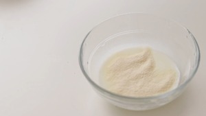 जिलेटिन पाउडर | फूड ग्रेड उच्च खिलने वाला तत्काल भंग हो जाता है बेकिंग जेल/कैंडी लोच/पालतू उपचार बाध्यकारी स्रोत फैक्टरी - Product Image 3