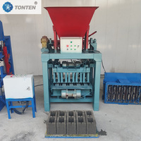 Machine à blocs de ciment 4-35 pour la fabrication de briques et matériaux de construction en Haïti