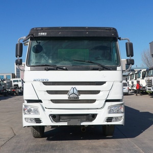 Camión <span class=keywords><strong>de</strong></span> Succión <span class=keywords><strong>de</strong></span> <span class=keywords><strong>Aguas</strong></span> Residuales <span class=keywords><strong>de</strong></span> Alta Presión Sinotruk con Bomba <span class=keywords><strong>de</strong></span> Vacío y Alta Eficiencia en la Eliminación <span class=keywords><strong>de</strong></span> Lodos - Product Image 1