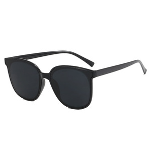 2025 lunettes de soleil de créateur pour hommes femmes rétro Rectangle Style Cool <span class=keywords><strong>Superstar</strong></span> Look UV400 PC Logo personnalisé Vision nocturne mode - Product Image 5