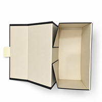 Boîte cadeau rigide pliable de luxe personnalisée, noir mat, impression dorée, doublure en éponge, matériaux écologiques pour articles haut de gamme