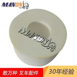 Élément de filtre à huile Manon Forklift 23641-23000-71 en plastique pour pièces de chariot élévateur GPL Toyota - Product Image 1