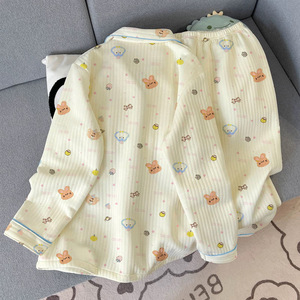 Piyama Beludru Katun Ringan Motif Kartun Kecil Lucu untuk Wanita; Pakaian Luar Ruangan Lengan Panjang Tebal; Set Pakaian Rumah Nyaman untuk Musim Gugur - Product Image 3