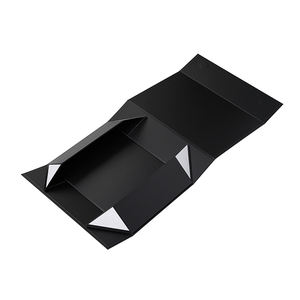 صندوق هدايا فاخر من الورق اللامع بطباعة شعار مخصص وقابل للطي مع إغلاق مغناطيسي، علبة ورقية لتغليف الملابس والأحذية - Product Image 4