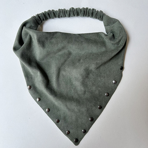 Nuovo arrivo in camoscio triangolo bandane <span class=keywords><strong>con</strong></span> borchie stile invernale elastico Yoga testa fazzoletto accessori per <span class=keywords><strong>capelli</strong></span> impugnatura all'interno - Product Image 5