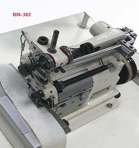 Machine à coudre industrielle RN-382, dentelle de décoration à bordure en forme de coquille - Product Image 2