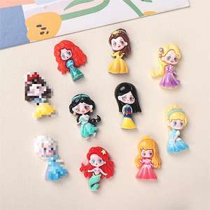 Nuevos personajes de dibujos animados, varios accesorios de resina de princesa para pegamento en crema, funda de teléfono DIY, pegatina para refrigerador, horquilla para taza de agua - Product Image 2