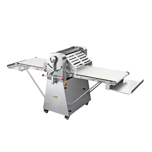 Laminoir à pâte automatique pour croissants européens, équipement de boulangerie pour pâte feuilletée - Product Image 1