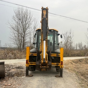 Chargeuses d'<span class=keywords><strong>occasion</strong></span> <span class=keywords><strong>JCB</strong></span> <span class=keywords><strong>4CX</strong></span> 8,2 tonnes 4x4, pelle rétrocaveuse avec bras extensible, moteur, godet de 0,35 m³, pour travaux de construction intensifs, pompe moteur - Product Image 5