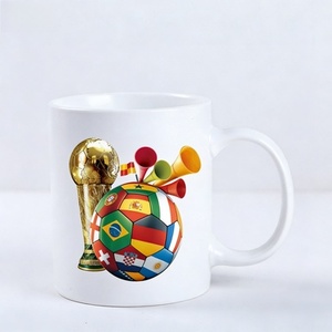 Tazza in <span class=keywords><strong>Ceramica</strong></span> Personalizzata per Tifosi di Calcio, 11 Oz, Stile Contemporaneo, Regalo con Manico per Caffè e Viaggi - Product Image 1