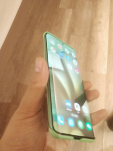 Moto Edge 60 Smartphone 5G con Schermo AMOLED da 6,6 Pollici 120Hz, 12GB RAM, 256GB/512GB ROM, Processore Octa Core, Batteria da 5500mAh, Android 15, Ricarica Rapida - Product Image 3