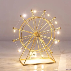 Decoración Creativa de Lujo para el Hogar, Adornos Modernos para Sala de Estar, Artesanía Decorativa Hecha a Mano, Rueda de la Fortuna Luminosa Giratoria - Product Image 1
