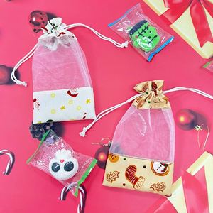 Pochette en organza de coton mignonne avec cordon de serrage pour les fêtes de Noël, emballage cadeau durable - Product Image 4