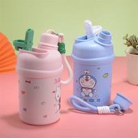 Termo de vacío de acero inoxidable 316 con diseño de dibujos animados, portátil, de gran capacidad, anticaída, con pajita, para niños, para exteriores, con asa de transporte