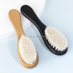 Cepillo de pelo para niños <span class=keywords><strong>recién</strong></span> <span class=keywords><strong>nacidos</strong></span> con mango de madera etiqueta privada al por mayor cepillo de pelo de bebé de cerdas de cabra suave ecológico para niños - Product Image 2